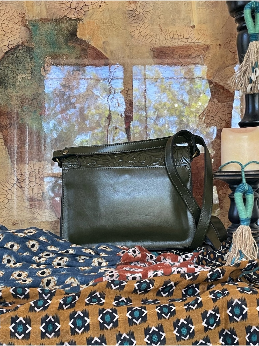 Patricia Nash Ilina Tooled Leather Bag | Equestrian Elegance Artisanal Luxe - Picture 3 of 16